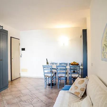 Sunny Escape With Terrace In Appartement Porto Rotondo